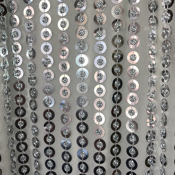 French Connection Dress Mini ‘Cindy Sparkle’ Scoop Neck Silver Size 6 - Picture 3 of 9